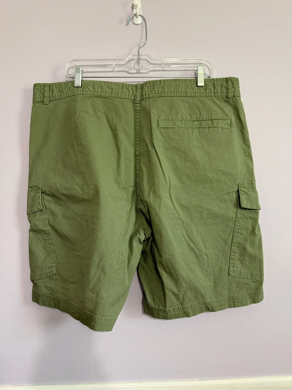 Edgar + Ash Green Cargo Men’s Shorts 9 Inch Inseam Size XL 40
